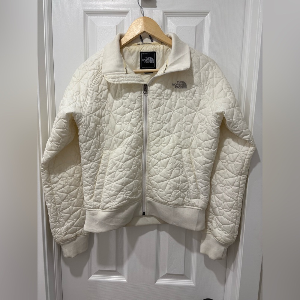 The North Face White 
 Jacket lightweight puffer women’s medium *CLEAN OUT SALE